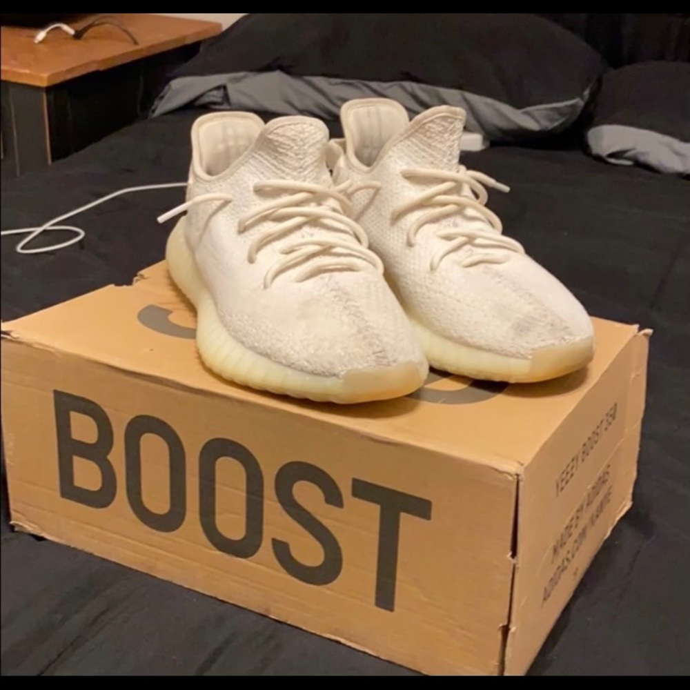 Yeezy triple white
